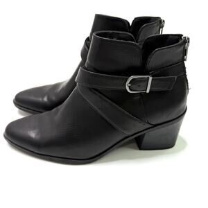 Frye And Co Ankle Boots Side Buckle Zip Heel Pembrooke Sz 8M Black Faux leather